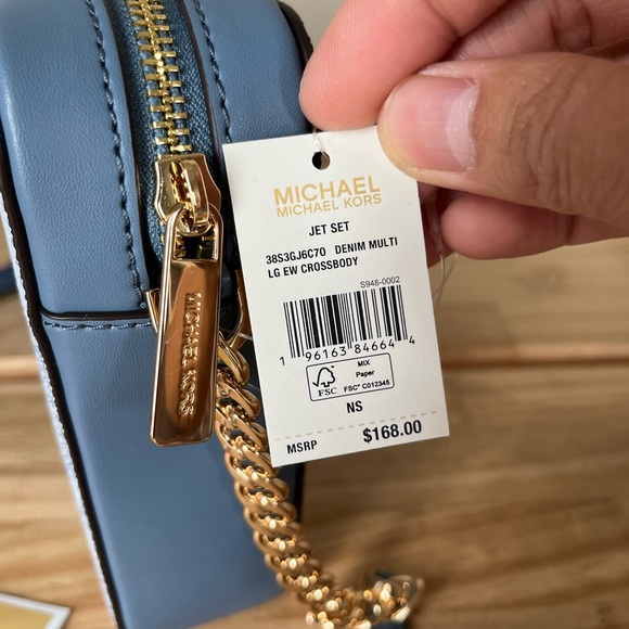 🌼Michael Kors Purse - Picture 7 of 12